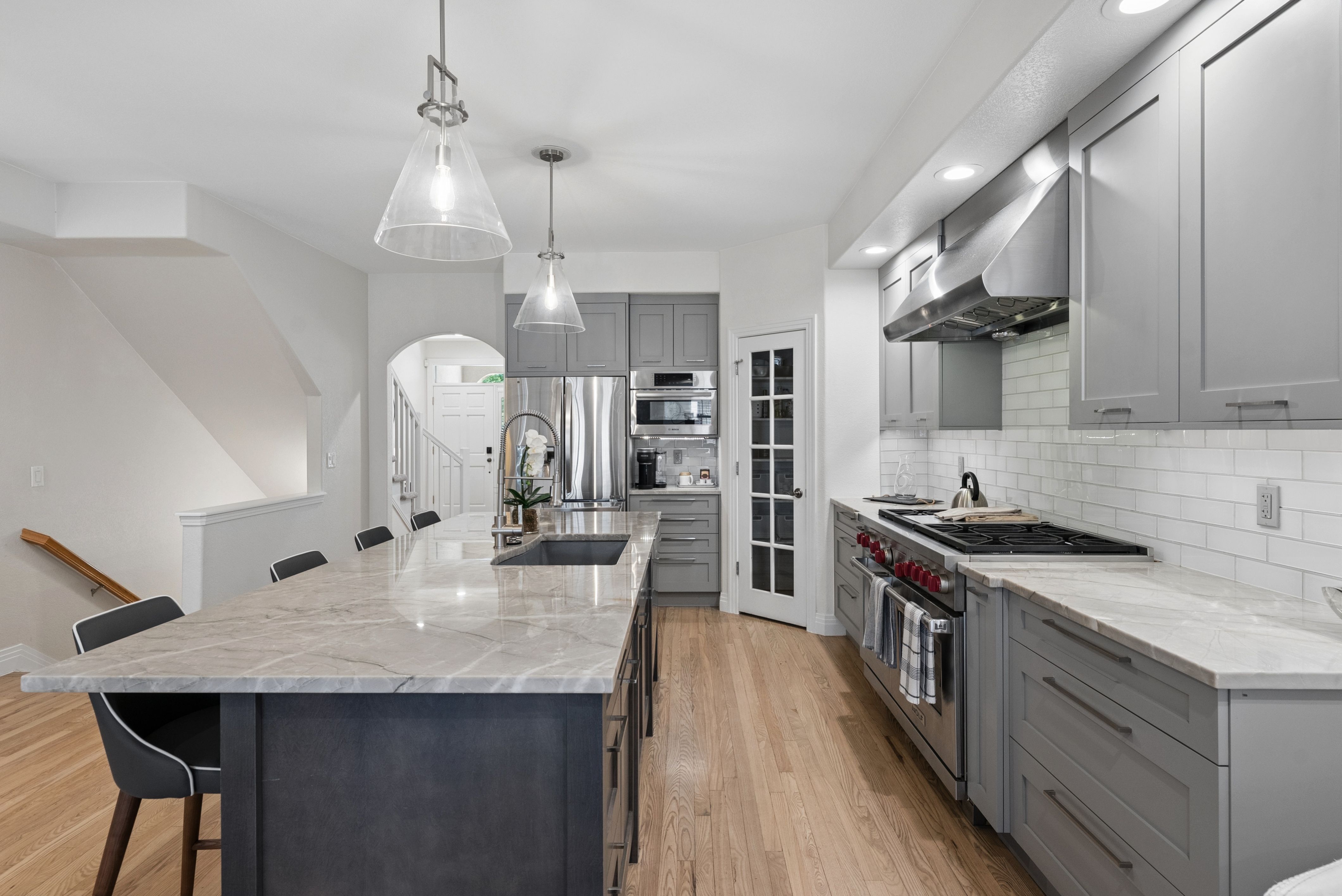  Beautifully Remodeled 3-Bed, 4-Bath Townhome in the heart of Cherry Creek - 物件實景