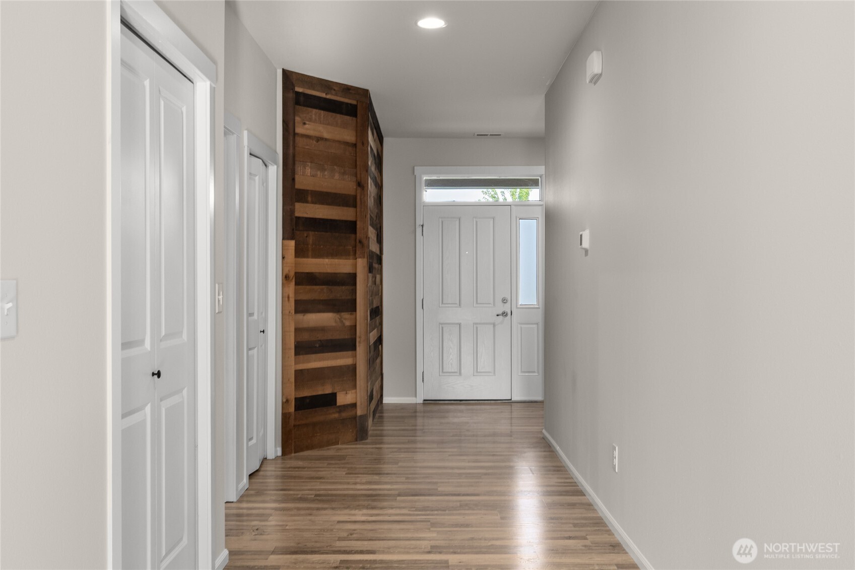Cle Elum, Washington, 98922, United States, 3 Bedrooms Bedrooms, ,1 BathroomBathrooms,Residential,For Sale,1935300