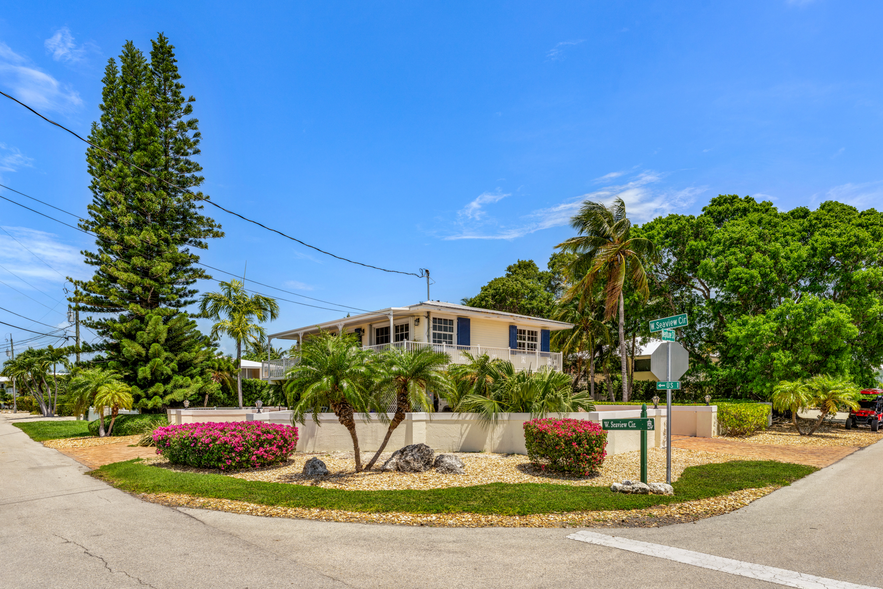  235 W Seaview Circle - 物件實景