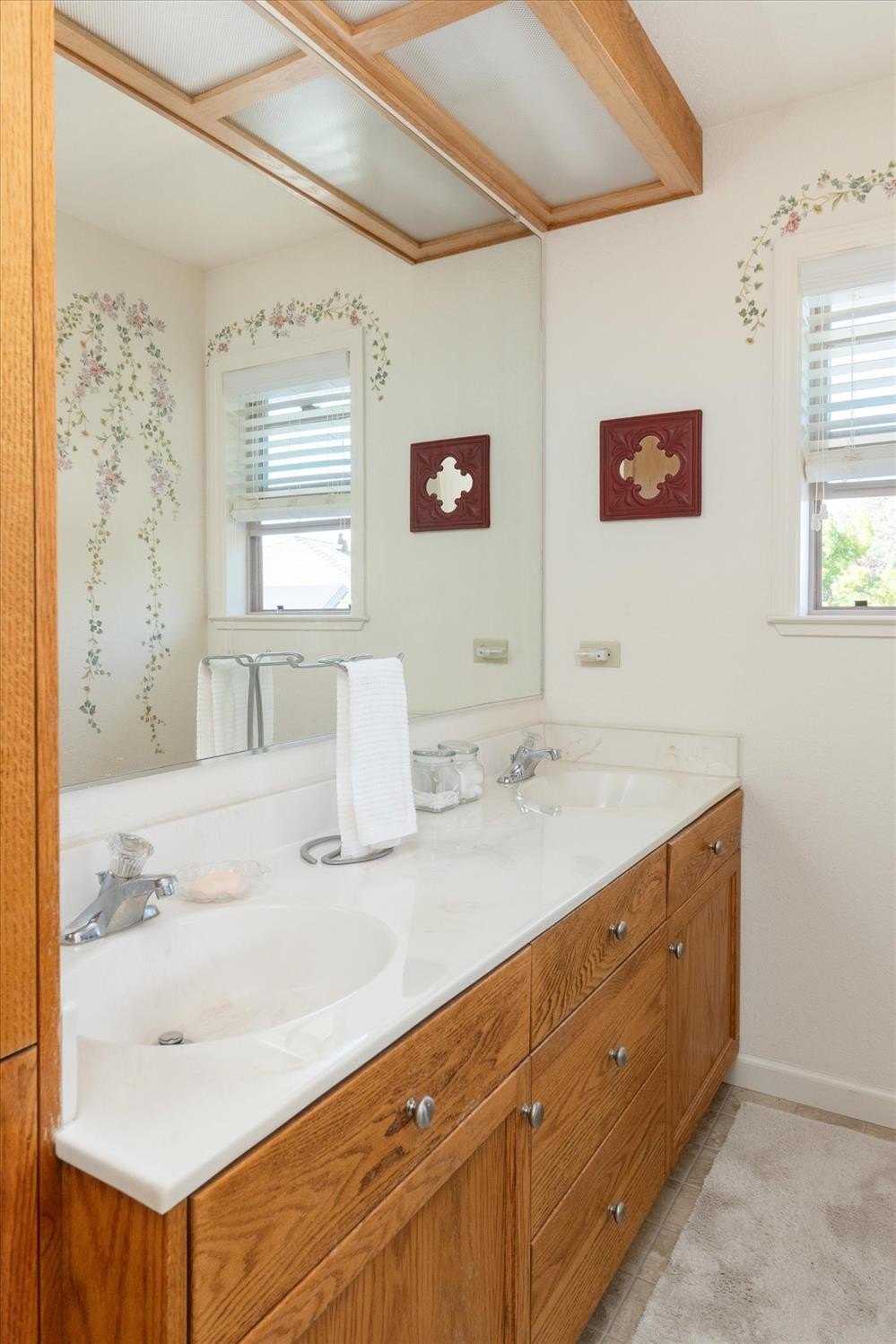 Angels Camp, California, 95222, United States, 4 Bedrooms Bedrooms, ,2 BathroomsBathrooms,Residential,For Sale,1980350