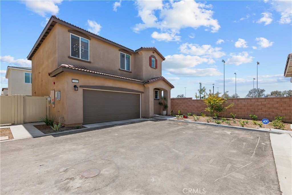 Redlands, California, 92374, United States, 3 Bedrooms Bedrooms, ,3 BathroomsBathrooms,Residential,For Sale,1910468