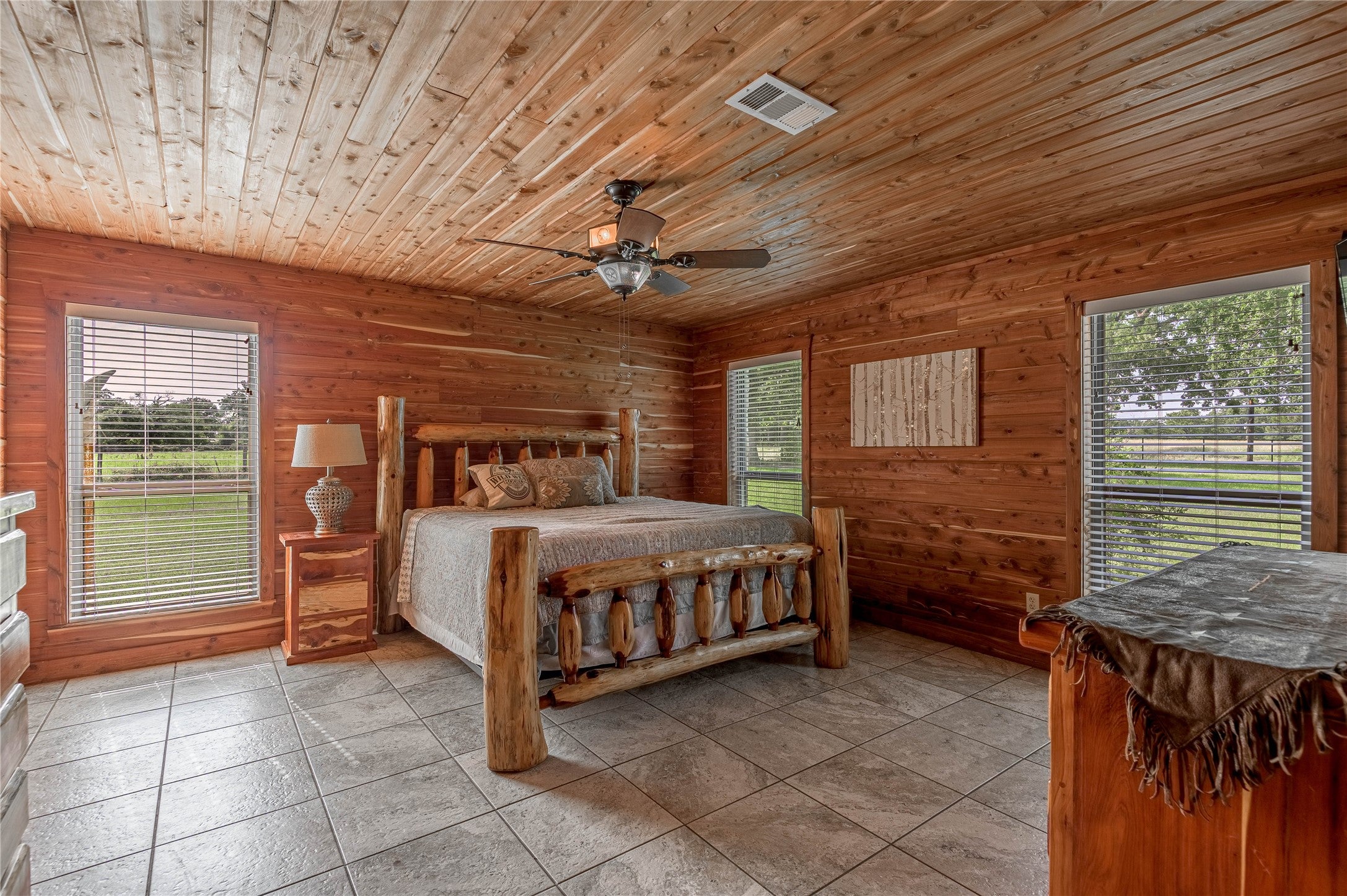 Kennard, Texas, 75847, United States, 3 Bedrooms Bedrooms, ,2 BathroomsBathrooms,Residential,For Sale,1828571