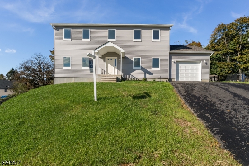 Washington Boro, New Jersey, 07882, United States, 4 Bedrooms Bedrooms, ,3 BathroomsBathrooms,Residential,For Sale,1988222