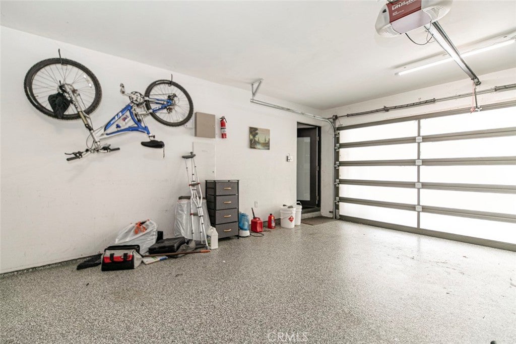 Woodland Hills, California, 91364, United States, 3 Bedrooms Bedrooms, ,3 BathroomsBathrooms,Residential,For Sale,1942330