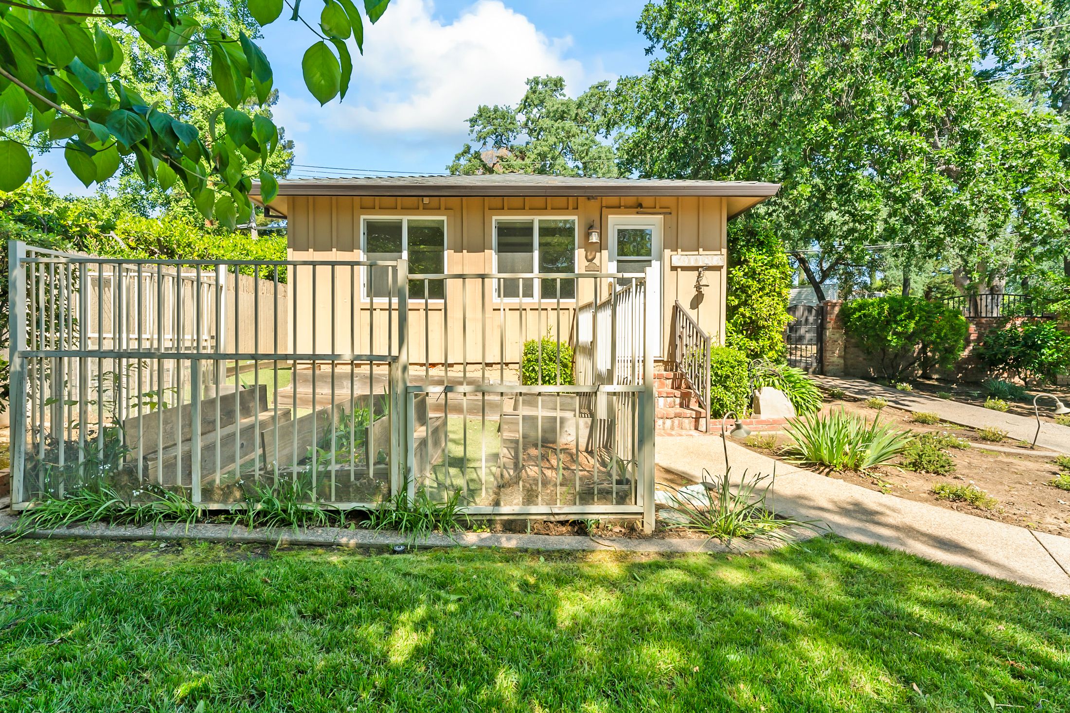  8218 Finisterre Court, Fair Oaks, CA 95628 - 物件實景