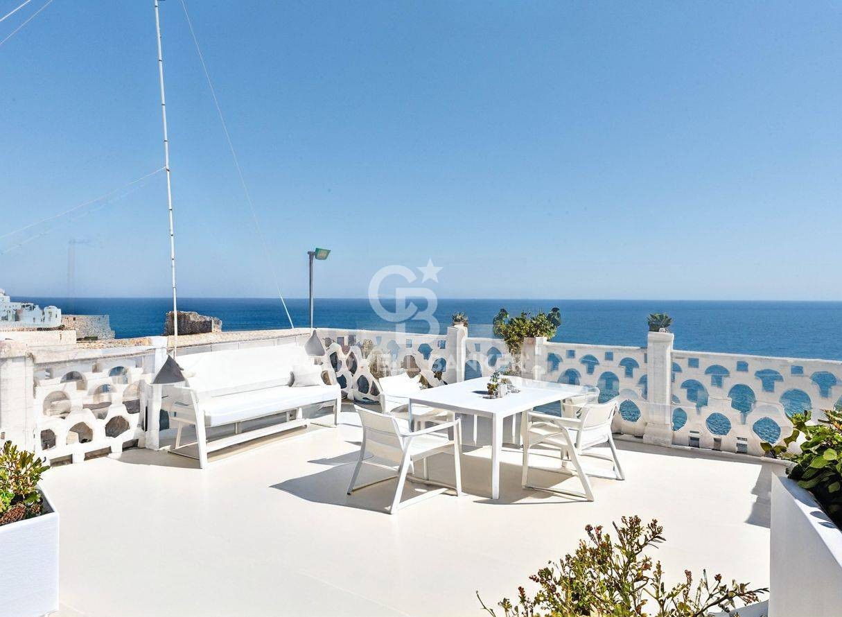 Via Porto, Polignano a Mare, Bari, 70044, IT, 4 Bedrooms Bedrooms, ,2 BathroomsBathrooms,Residential,For Sale,Via Porto,1590020
