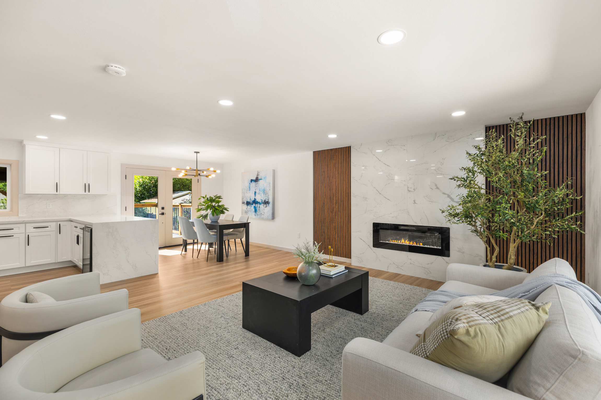  Renovated Modern Comfort in Lake Stevens - 物件實景