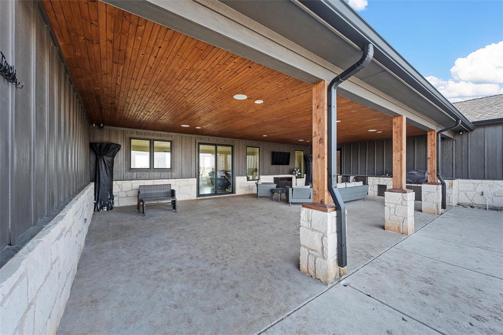 353 Willow Moon Ranch Road, Crawford, Texas, 76638, United States, 6 Bedrooms Bedrooms, ,3 BathroomsBathrooms,Residential,For Sale,353 Willow Moon Ranch Road,1673440