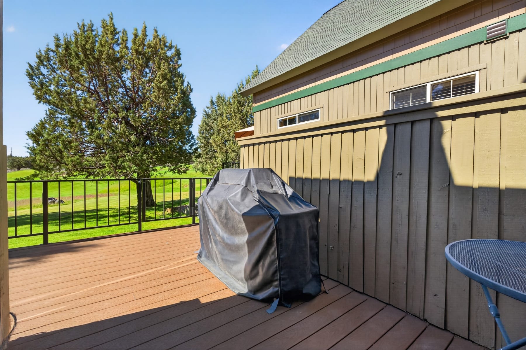  8778 Cliff Swallow Drive Redmond, OR 97756 - 物件實景