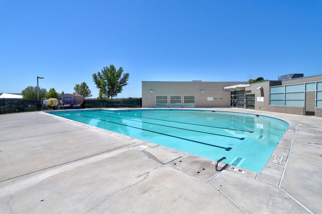 Rio Rancho, New Mexico, 87124, United States, 4 Bedrooms Bedrooms, ,3 BathroomsBathrooms,Residential,For Sale,1956048