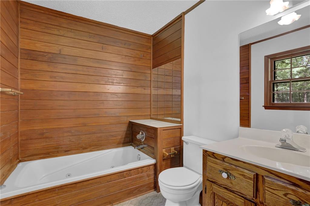 Cumming, Georgia, 30028, United States, 4 Bedrooms Bedrooms, ,3 BathroomsBathrooms,Residential,For Sale,1977231