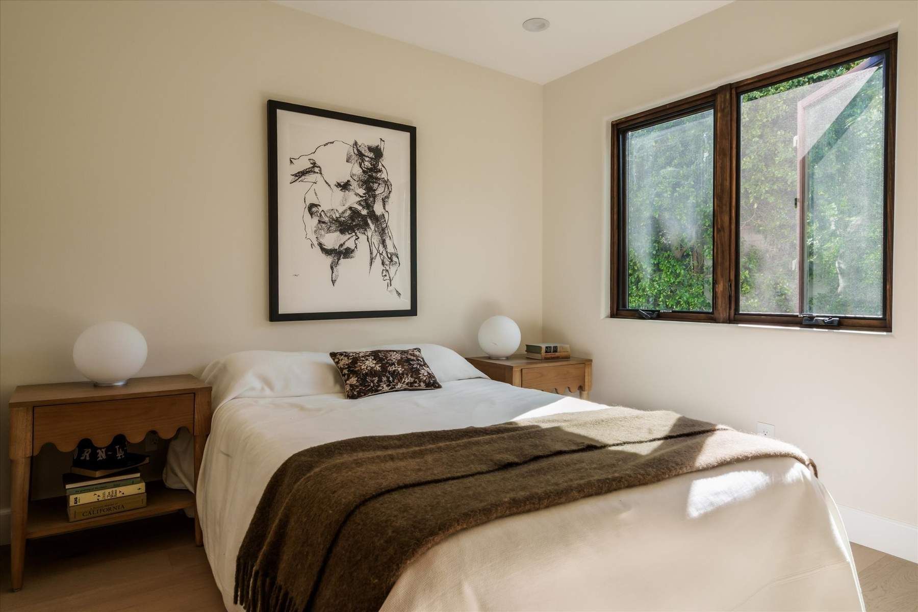  1545 N Benton Way - 物件實景