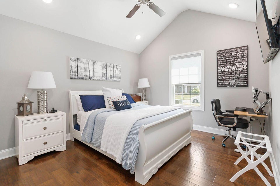 Somerset, Kentucky, 42503, United States, 4 Bedrooms Bedrooms, ,3 BathroomsBathrooms,Residential,For Sale,1981769