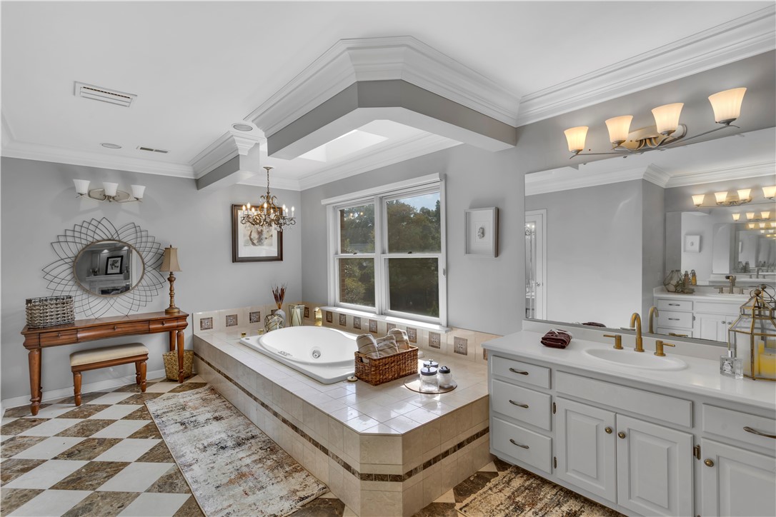 Hampton, Pennsylvania, 15044, United States, 4 Bedrooms Bedrooms, ,6 BathroomsBathrooms,Residential,For Sale,1947069