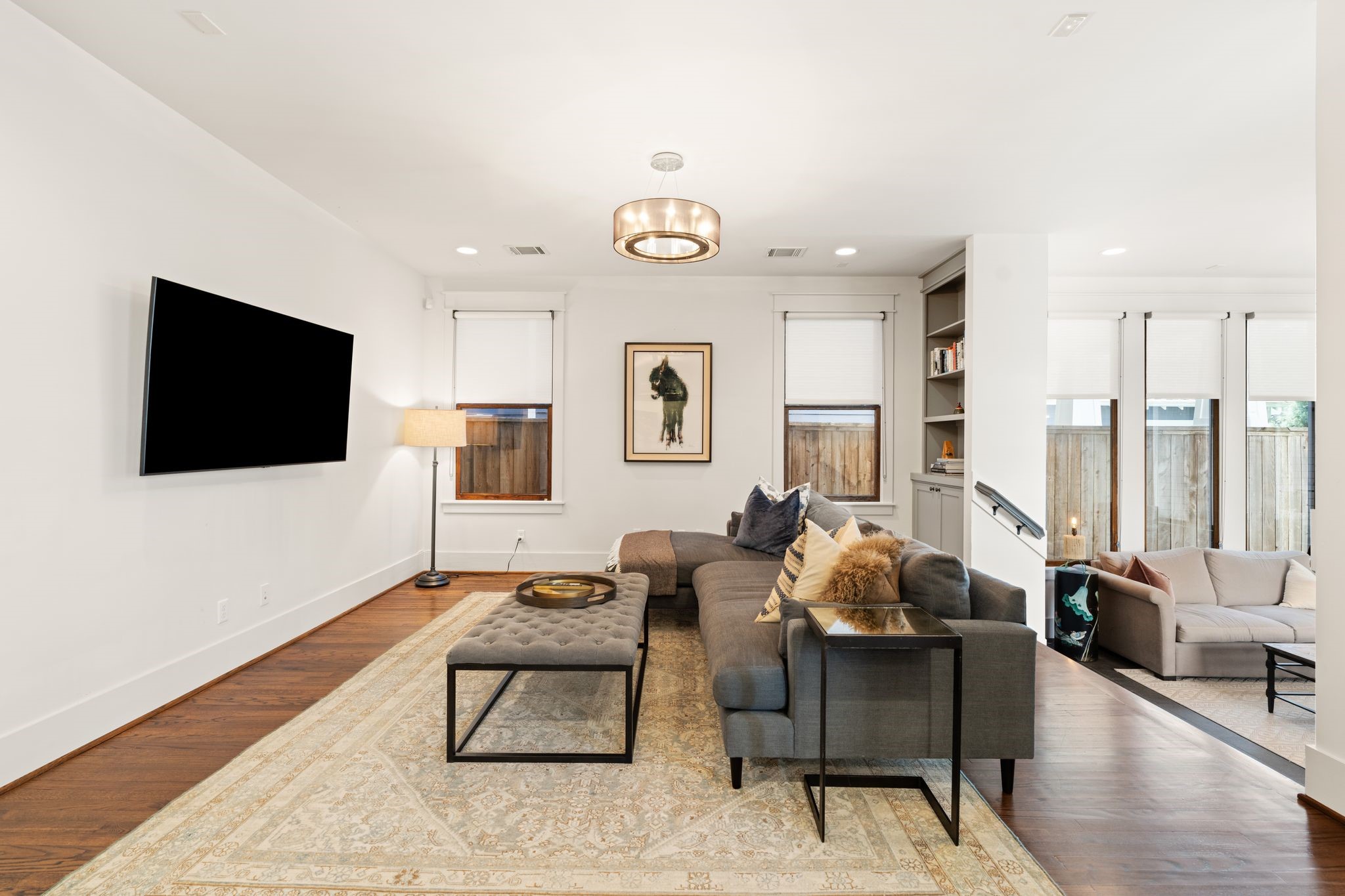  714 E 18th Street - 物件實景