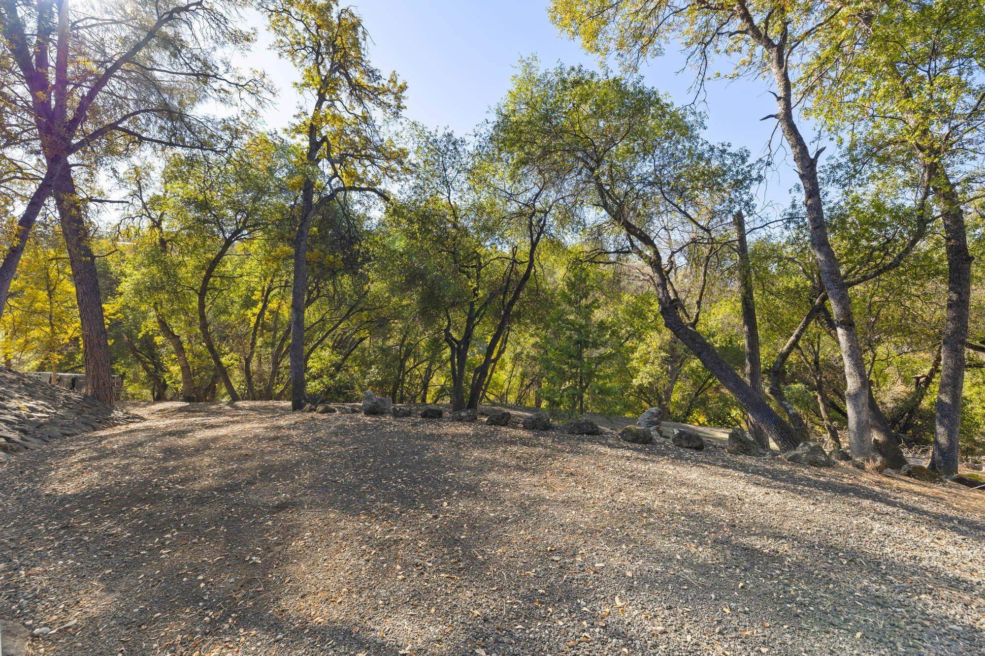 Sonora, California, 95370, United States, ,Residential,For Sale,2010802