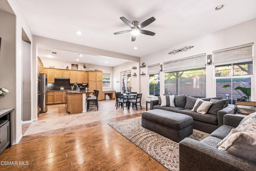 Simi Valley, California, 93063, United States, 5 Bedrooms Bedrooms, ,4 BathroomsBathrooms,Residential,For Sale,2006008