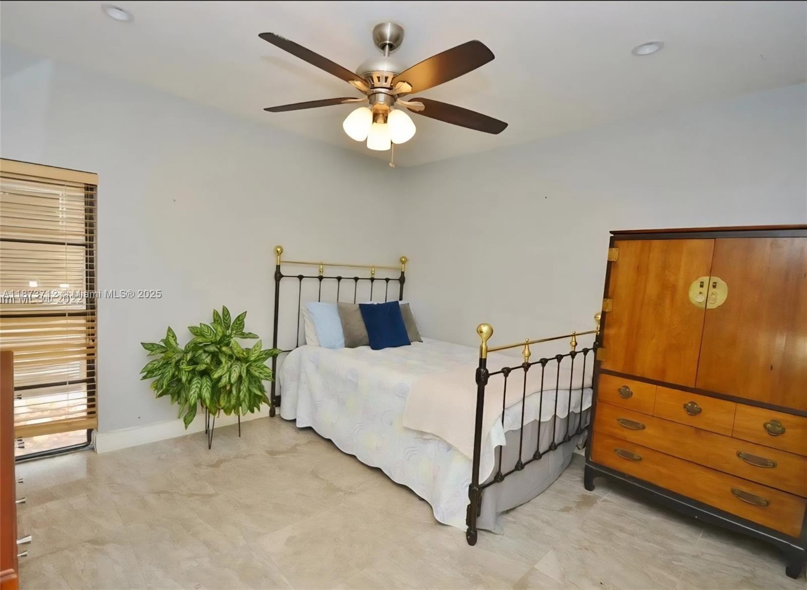 Miami Lakes, Florida, 33014, United States, 3 Bedrooms Bedrooms, ,2 BathroomsBathrooms,Residential,For Sale,1940400