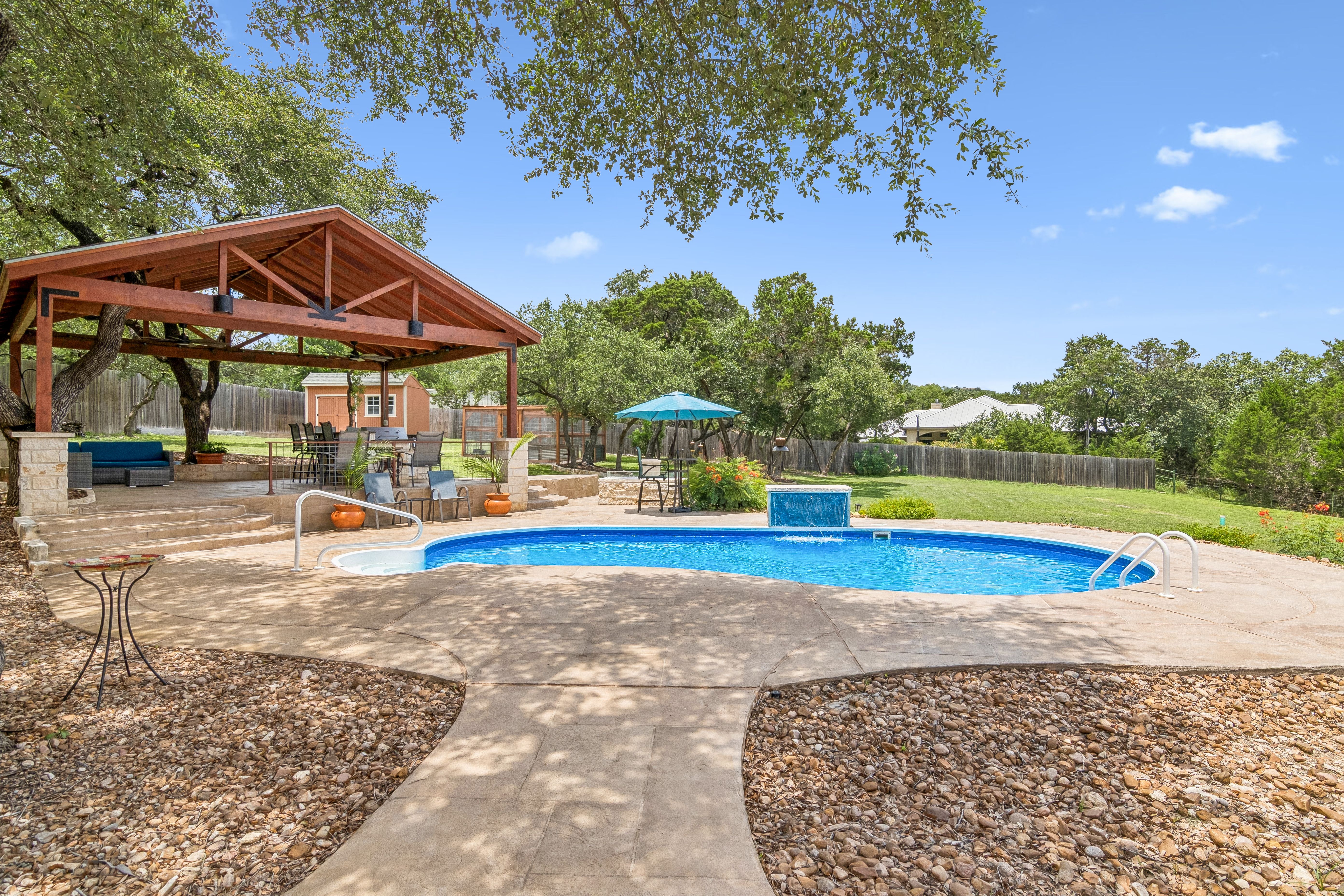  Pool, Pavilion & Peaceful Hill Country Living - 物件實景