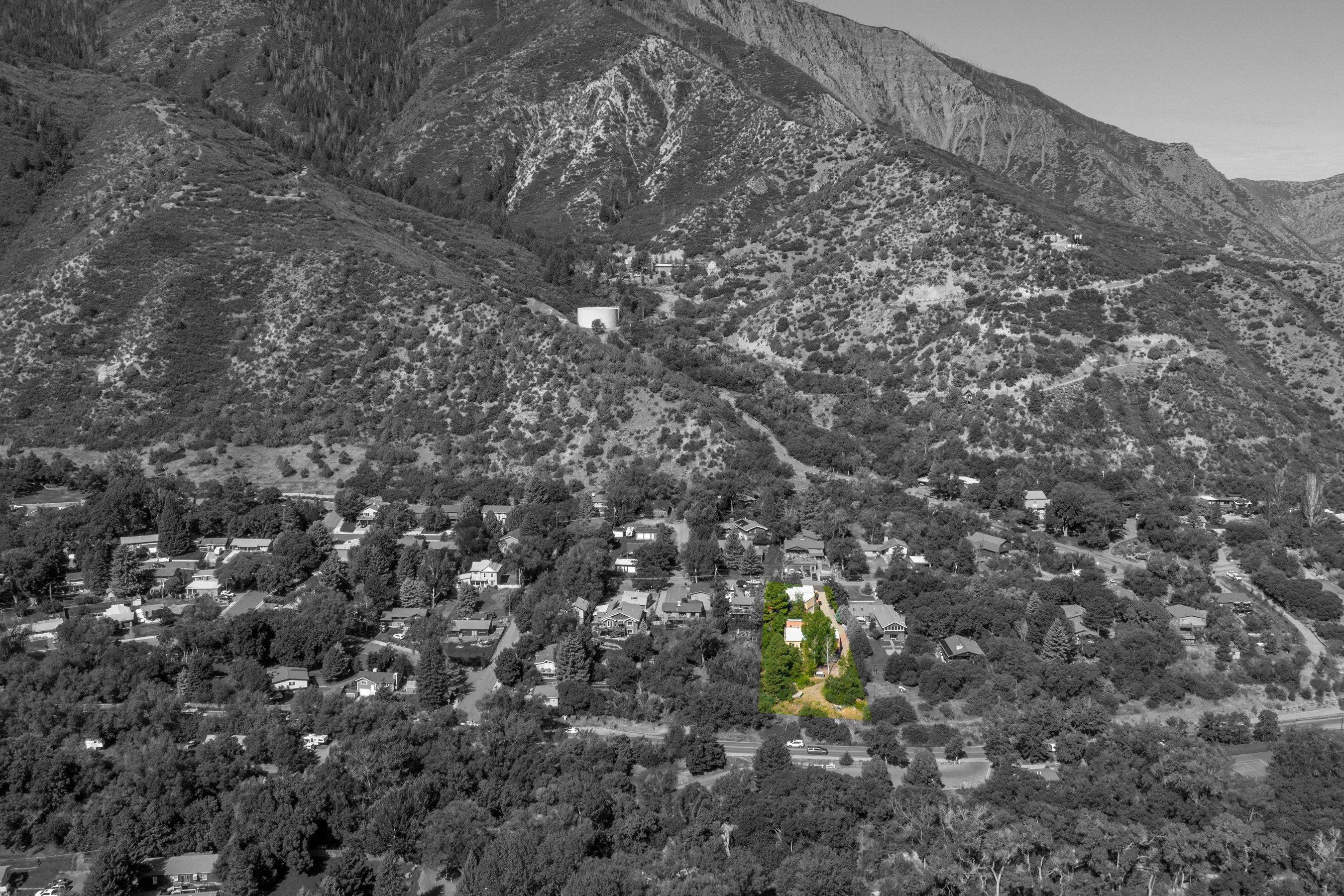  Red Mountain Living at Your Own Compound - 物件實景
