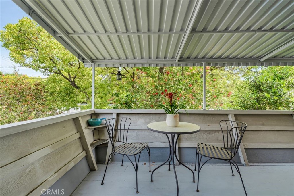 Pasadena, California, 91107, United States, 2 Bedrooms Bedrooms, ,2 BathroomsBathrooms,Residential,For Sale,1896014