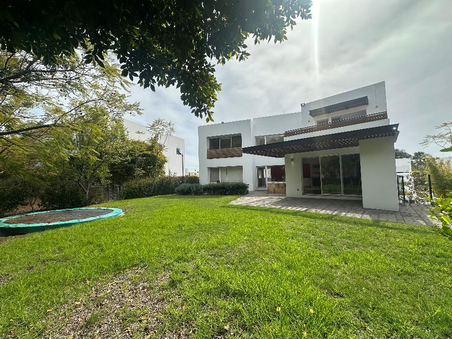 Querétaro, Querétaro, 76100, Mexico, 3 Bedrooms Bedrooms, ,4 BathroomsBathrooms,Residential,For Sale,1699269