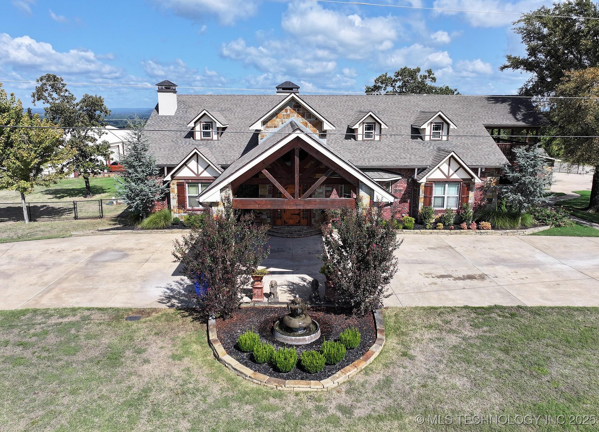 Sallisaw, Oklahoma, 74955, United States, 3 Bedrooms Bedrooms, ,3 BathroomsBathrooms,Residential,For Sale,1977994