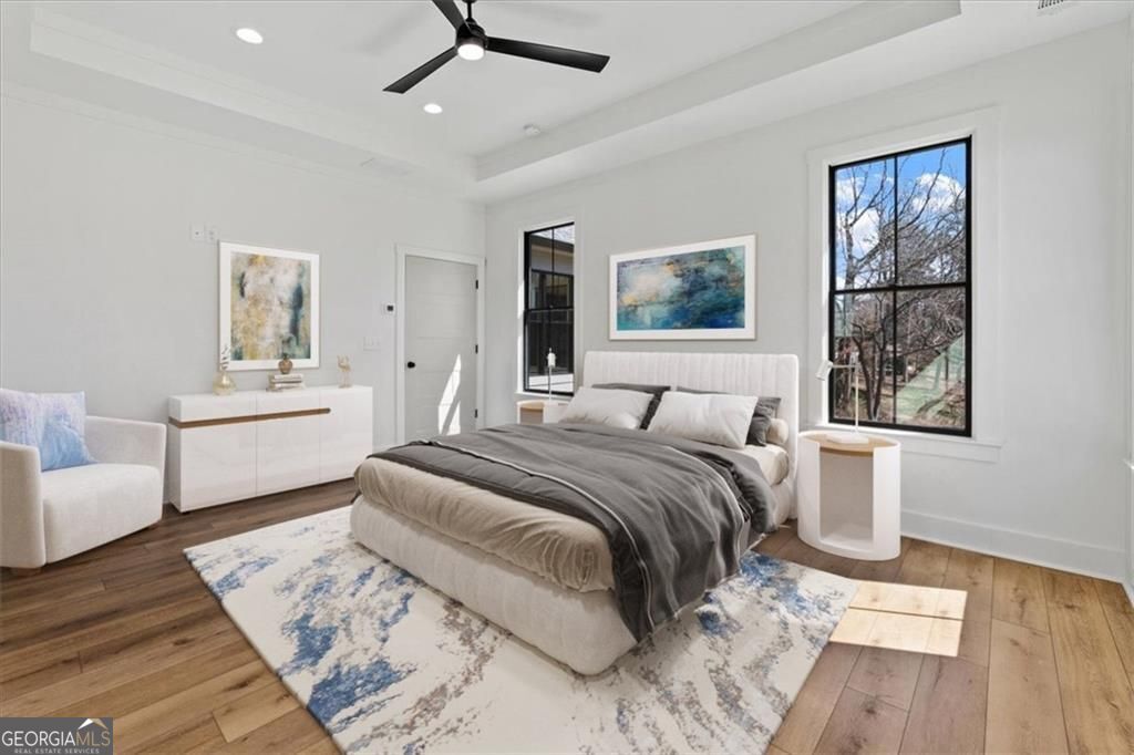 Gainesville, Georgia, 30506, United States, 5 Bedrooms Bedrooms, ,4 BathroomsBathrooms,Residential,For Sale,1909914