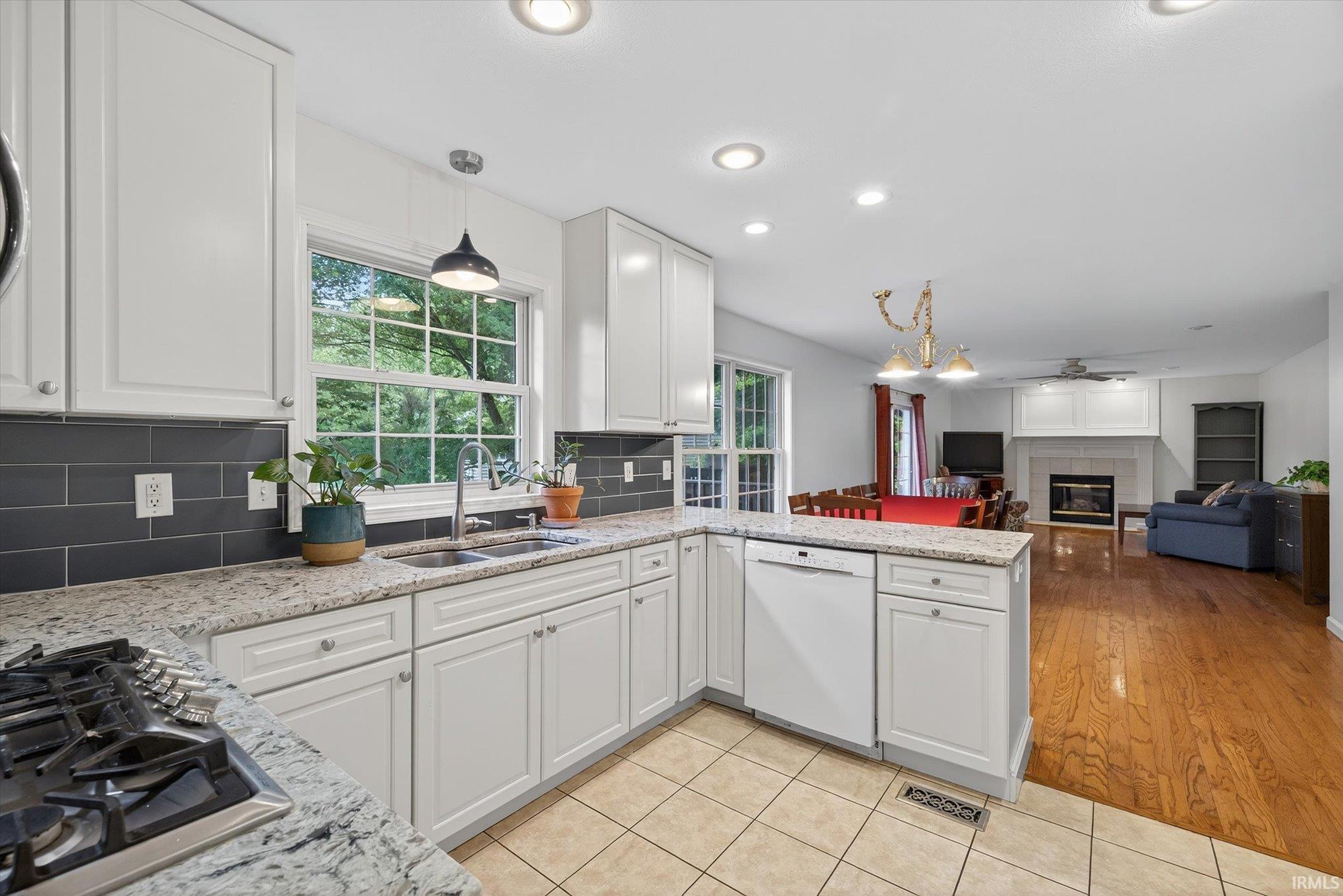 Bloomington, Indiana, 47401, United States, 5 Bedrooms Bedrooms, ,4 BathroomsBathrooms,Residential,For Sale,1921728