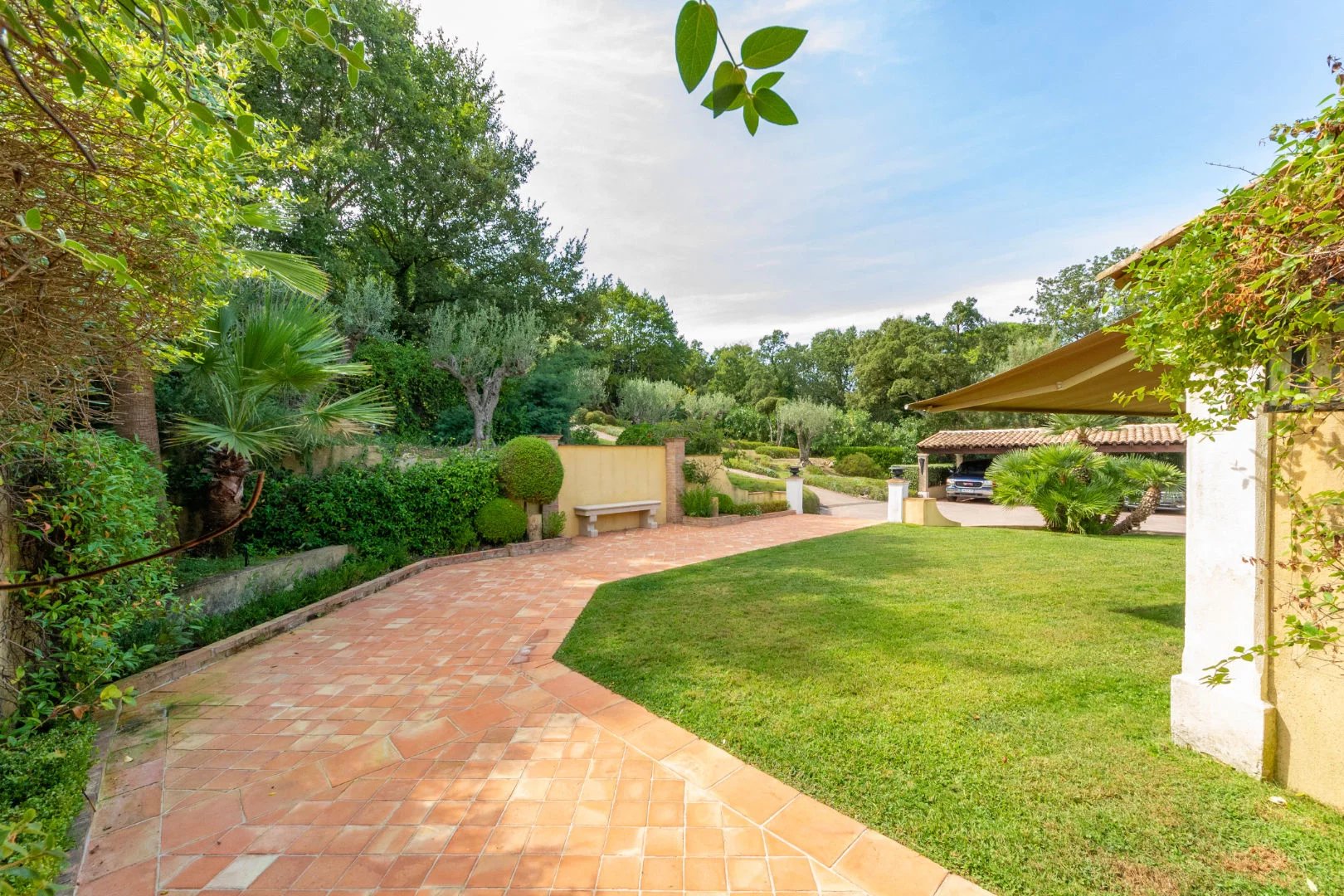 Gassin, Provence-Alpes-Côte d’Azur, 83580, FR, 5 Bedrooms Bedrooms, ,9 BathroomsBathrooms,Residential,For Sale,1627574