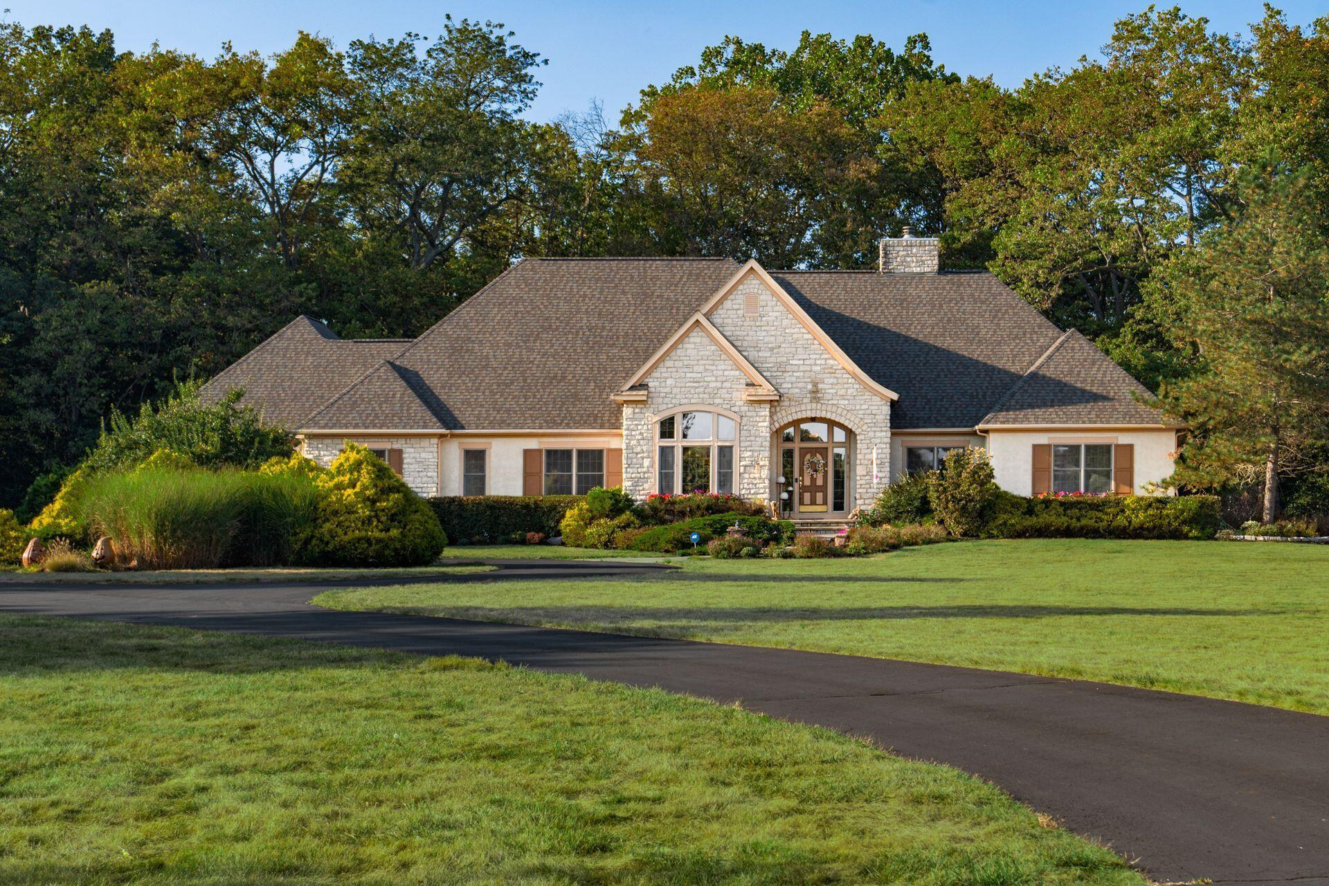 Galloway, Ohio, 43119, United States, 4 Bedrooms Bedrooms, ,5 BathroomsBathrooms,Residential,For Sale,1950801