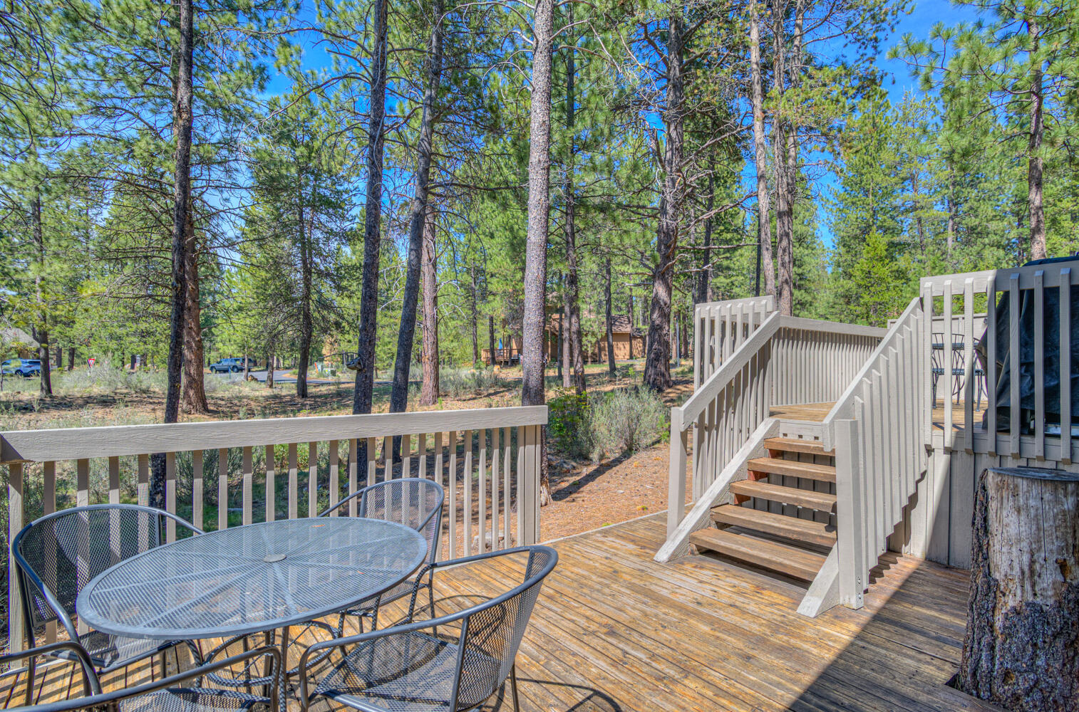 Sunriver, Oregon, 97707, United States, 3 Bedrooms Bedrooms, ,2 BathroomsBathrooms,Residential,For Sale,1978844