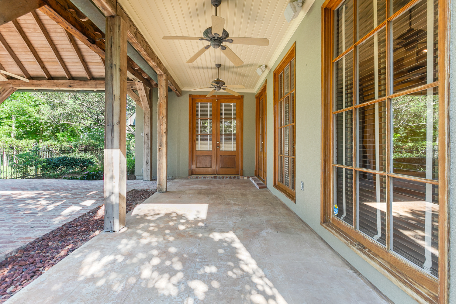Baton Rouge, Louisiana, 70810, United States, 3 Bedrooms Bedrooms, ,3 BathroomsBathrooms,Residential,For Sale,1917502