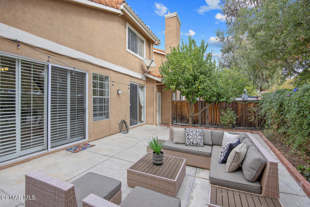 Oak Park, California, 91377, United States, 3 Bedrooms Bedrooms, ,3 BathroomsBathrooms,Residential,For Sale,1991035