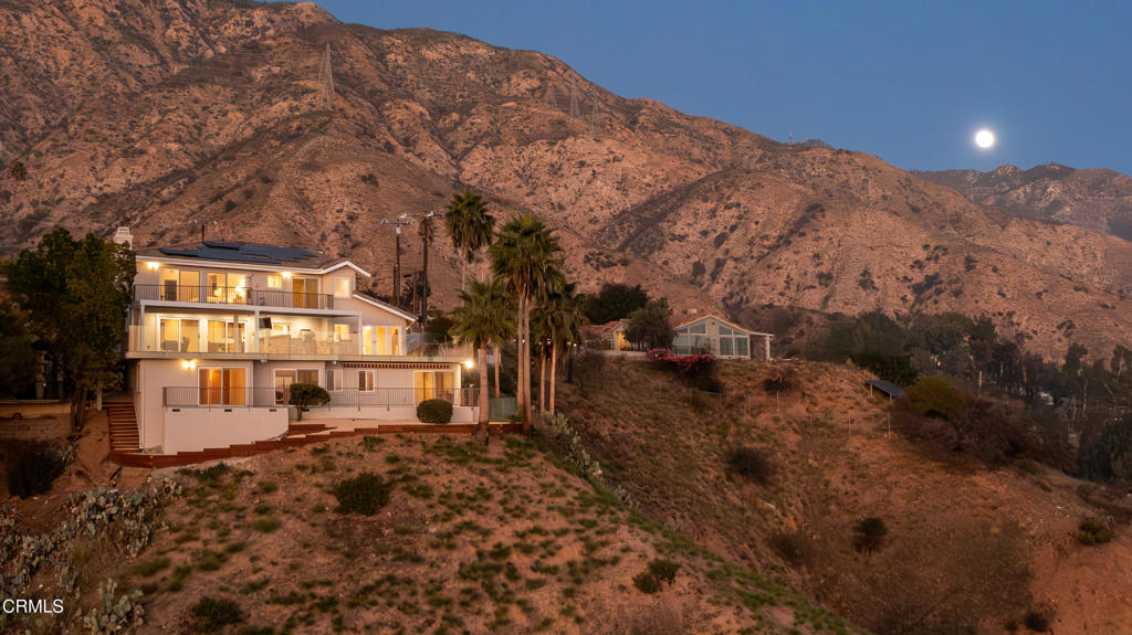 Altadena, California, 91001, United States, 5 Bedrooms Bedrooms, ,6 BathroomsBathrooms,Residential,For Sale,1989048