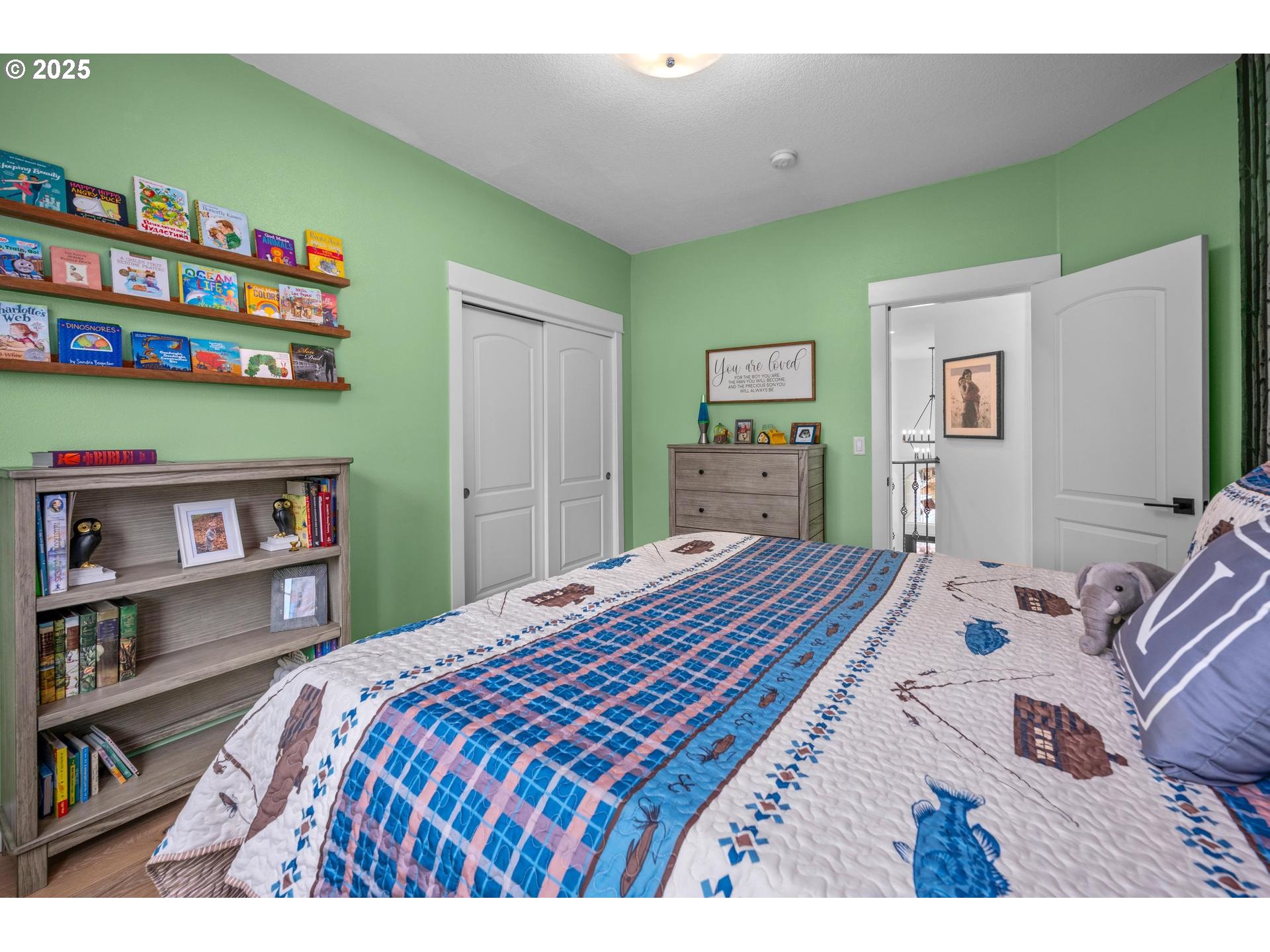 Portland, Oregon, 97223, United States, 4 Bedrooms Bedrooms, ,3 BathroomsBathrooms,Residential,For Sale,1991848