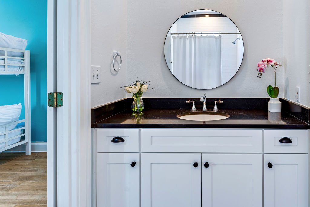 St George Island, Florida, 32328, United States, 5 Bedrooms Bedrooms, ,5 BathroomsBathrooms,Residential,For Sale,1978441