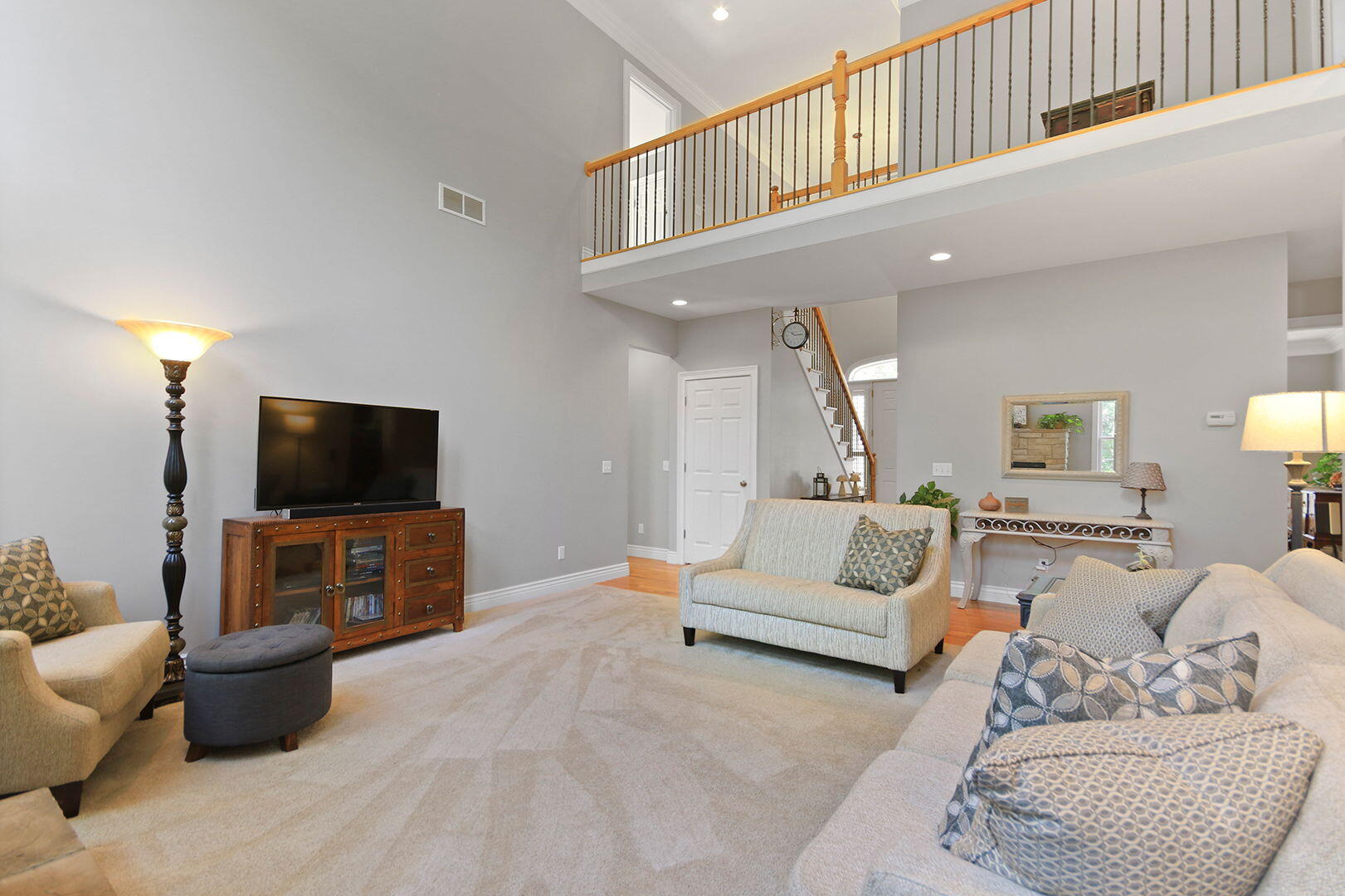 COLUMBIA, Missouri, 65203, United States, 5 Bedrooms Bedrooms, ,4 BathroomsBathrooms,Residential,For Sale,1983136