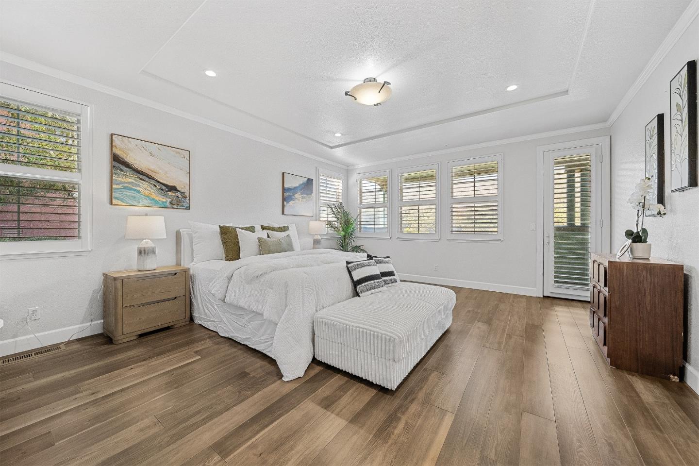 Brisbane, California, 94005, United States, 5 Bedrooms Bedrooms, ,3 BathroomsBathrooms,Residential,For Sale,1940536