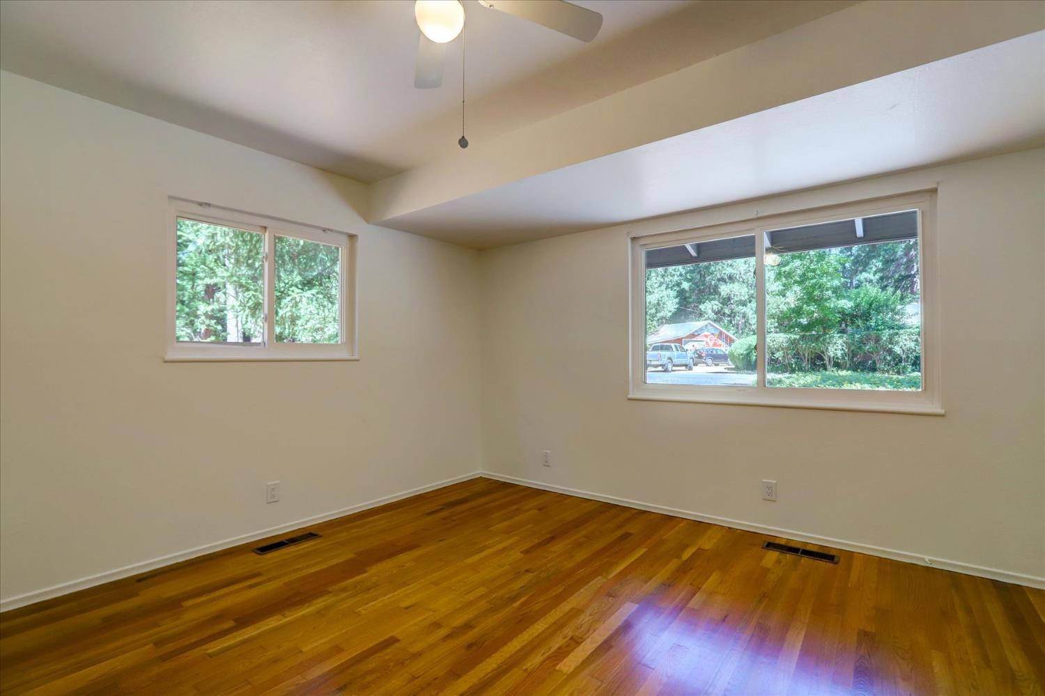 Grass Valley, California, 95945, United States, 3 Bedrooms Bedrooms, ,3 BathroomsBathrooms,Residential,For Sale,1898506