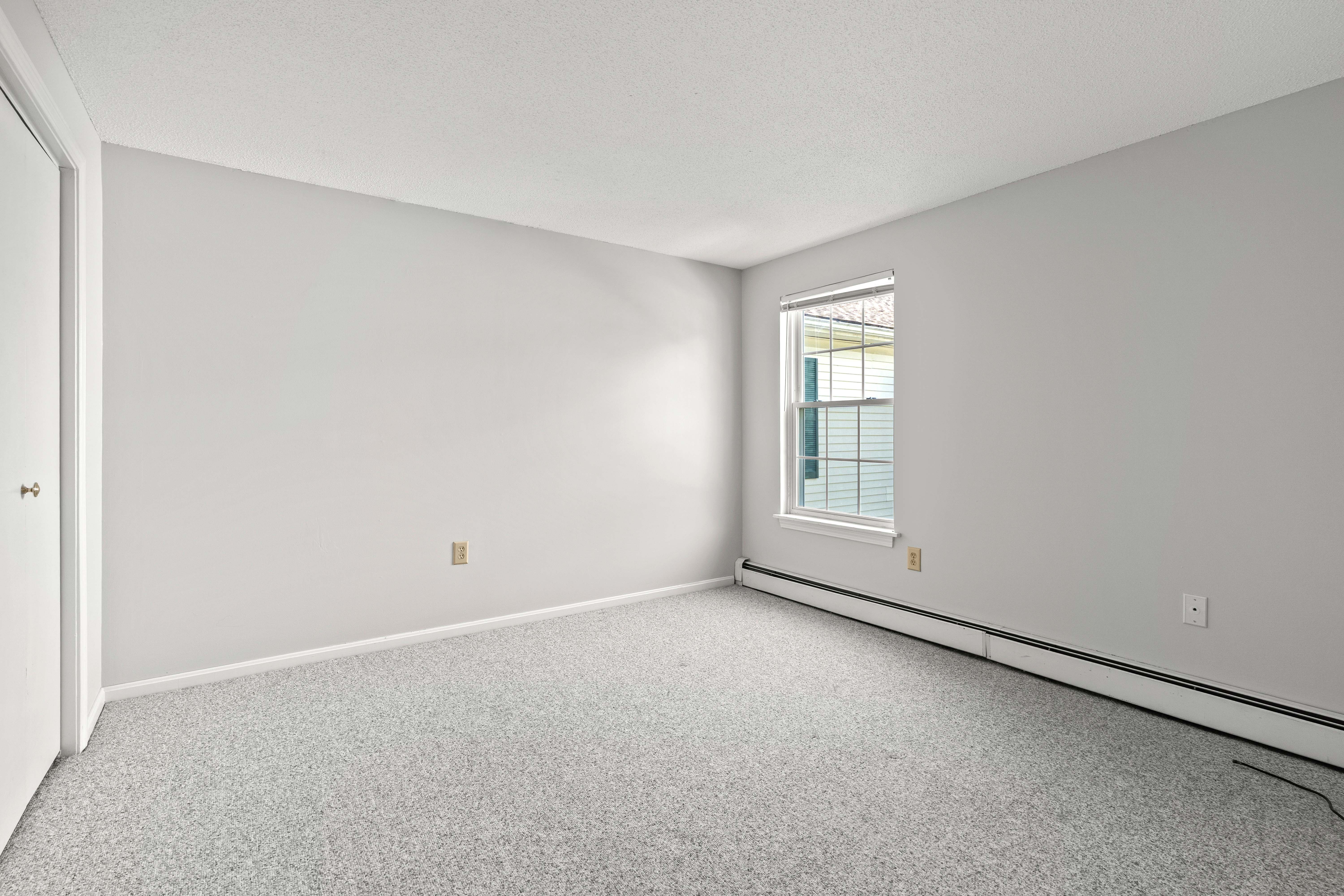  910 White Cedar Boulevard, Portsmouth, NH 03801 - 物件實景
