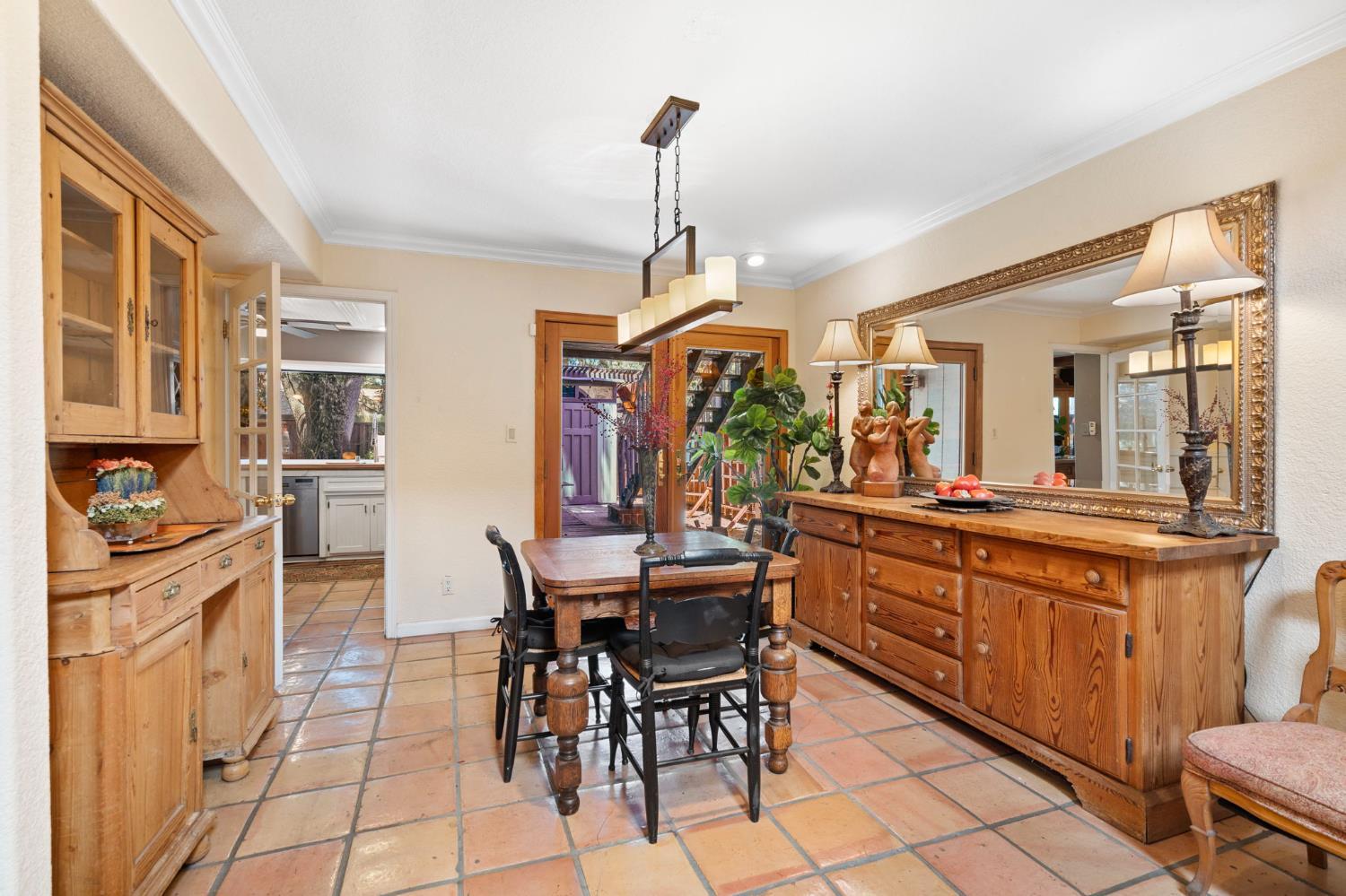 Davis, California, 95616, United States, 4 Bedrooms Bedrooms, ,5 BathroomsBathrooms,Residential,For Sale,1895381