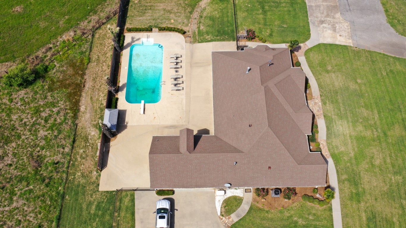 Bloomburg, Texas, 75556, United States, 4 Bedrooms Bedrooms, ,2 BathroomsBathrooms,Residential,For Sale,1789211