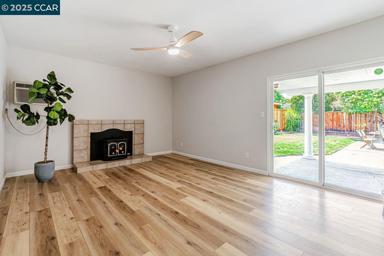 Concord, California, 94521, United States, 3 Bedrooms Bedrooms, ,2 BathroomsBathrooms,Residential,For Sale,1902059