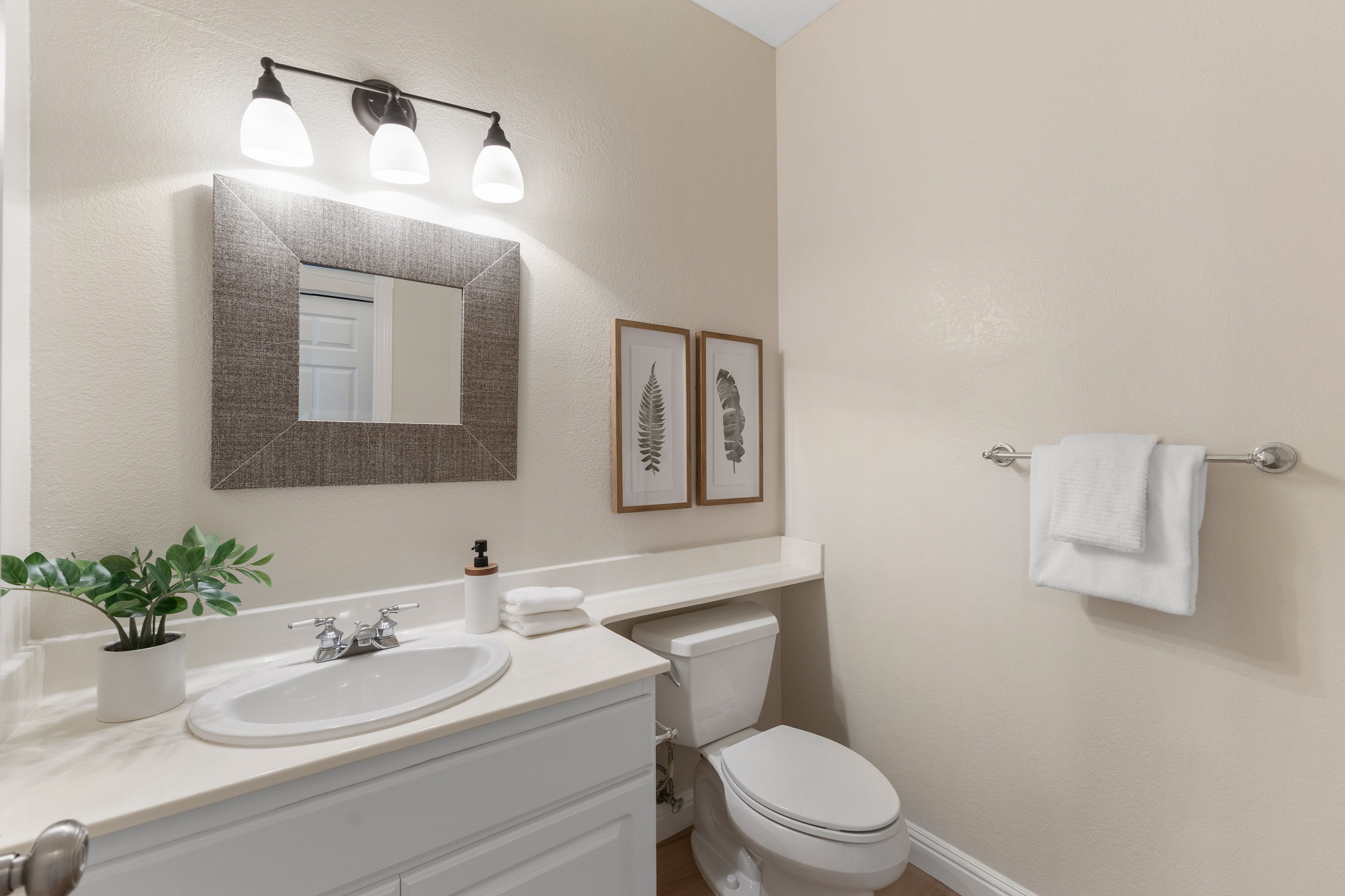  Move-In Ready San Ramon Townhome with Modern Updates - 物件實景