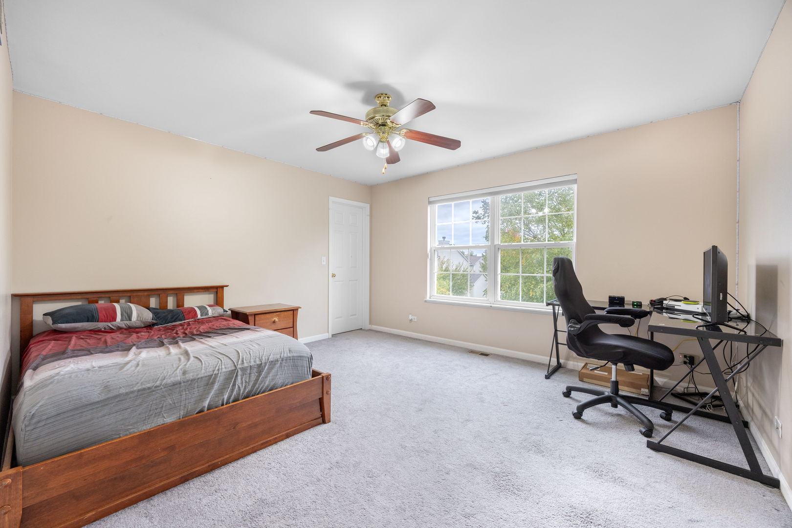 Aurora, Illinois, 60503, United States, 4 Bedrooms Bedrooms, ,4 BathroomsBathrooms,Residential,For Sale,1970243