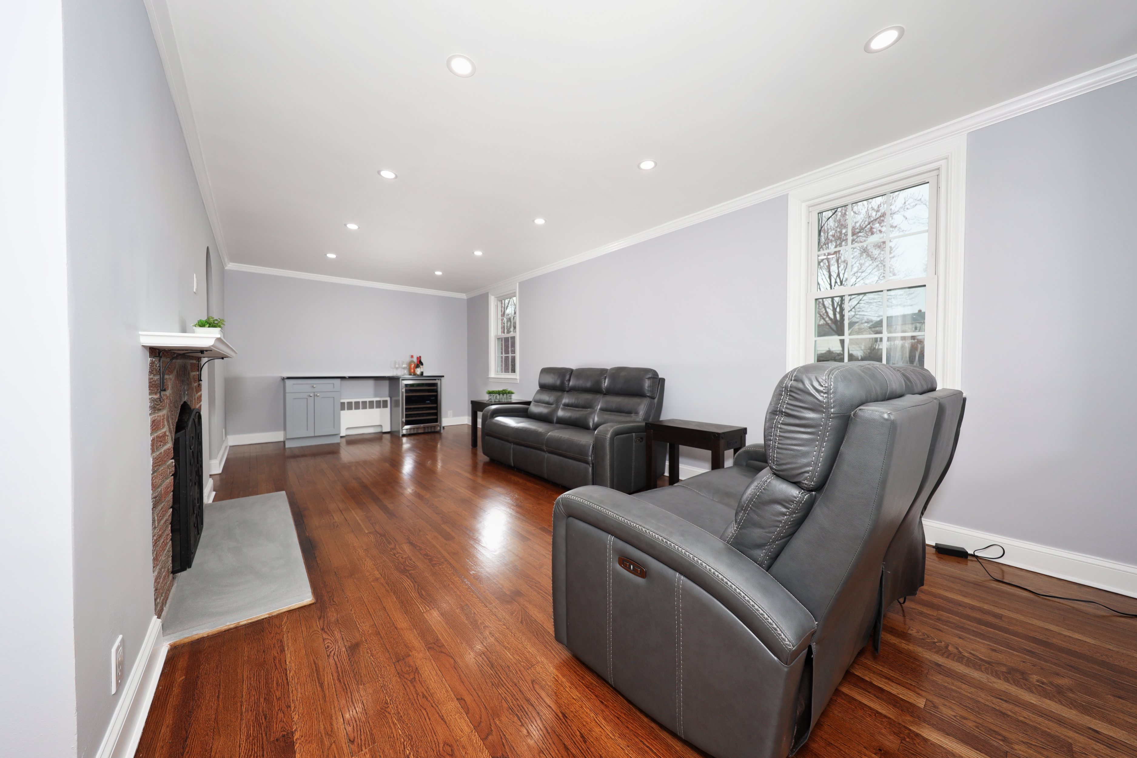 Bridgeport, Connecticut, 06606, United States, 5 Bedrooms Bedrooms, ,3 BathroomsBathrooms,Residential,For Sale,1930602