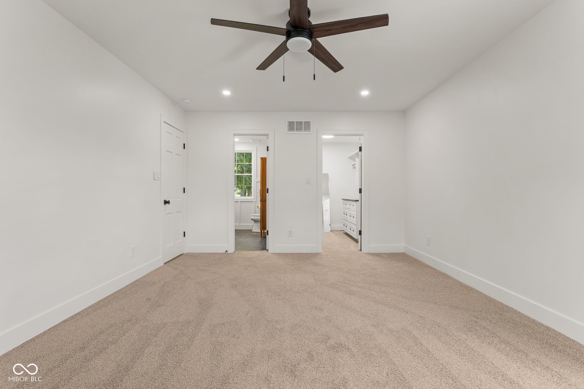 Carmel, Indiana, 46033, United States, 4 Bedrooms Bedrooms, ,3 BathroomsBathrooms,Residential,For Sale,1920336