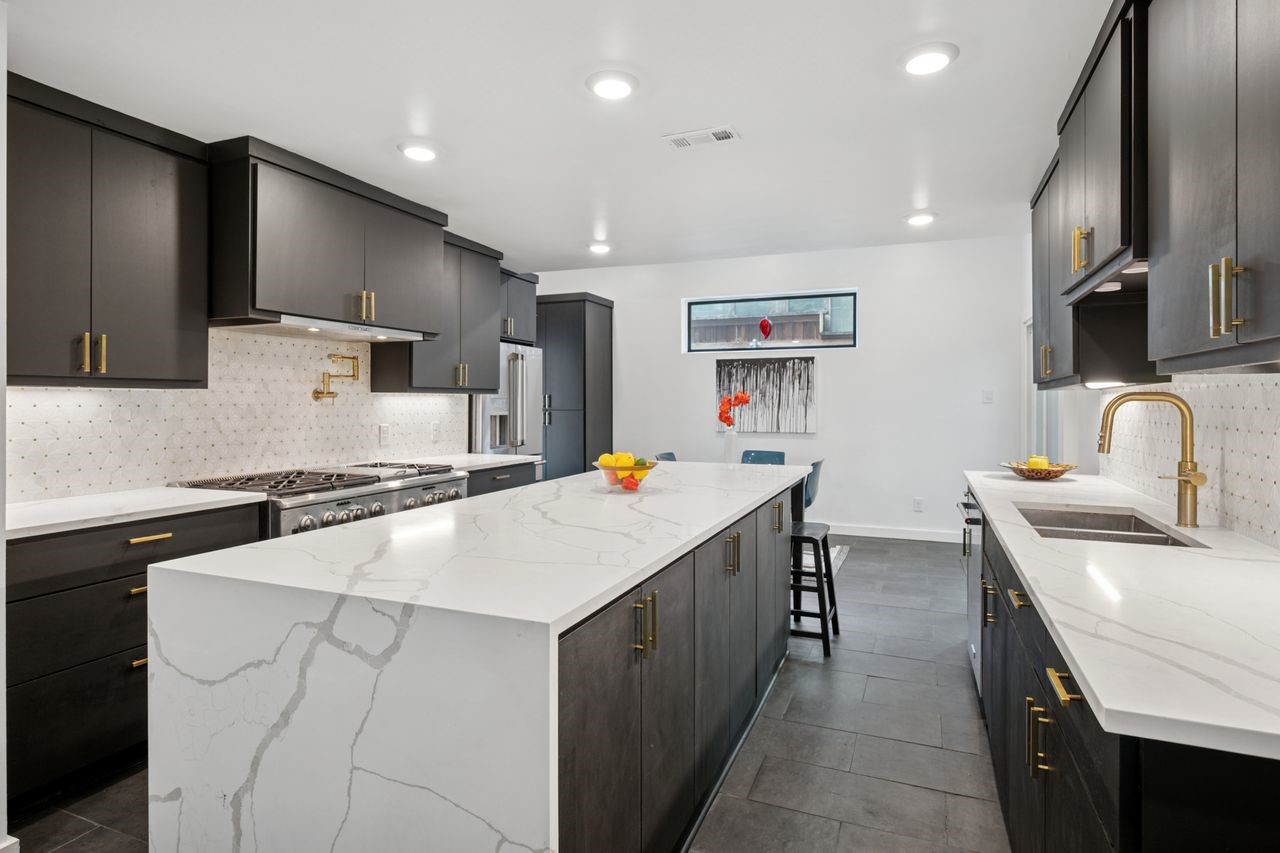 Dallas, Texas, 75230, United States, 4 Bedrooms Bedrooms, ,5 BathroomsBathrooms,Residential,For Sale,1826368