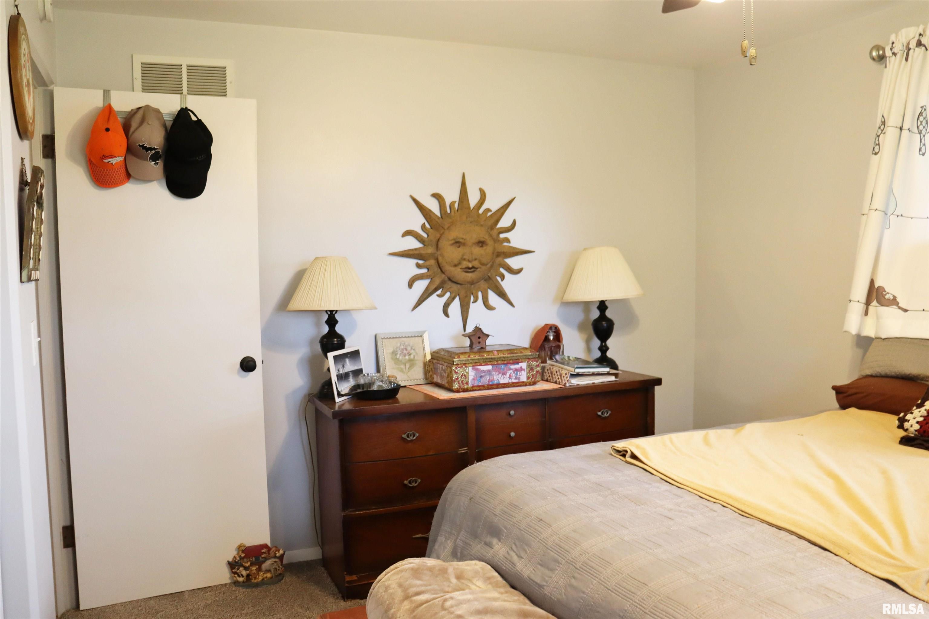 Washington, Illinois, 61571, United States, 3 Bedrooms Bedrooms, ,2 BathroomsBathrooms,Residential,For Sale,1942295